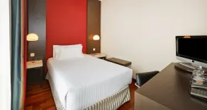 NH Barcelona Les Corts - Chambre