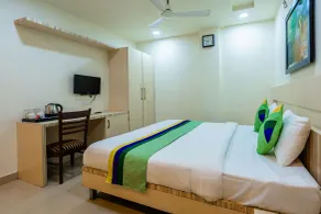 Hotel Udyam Glory - Room
