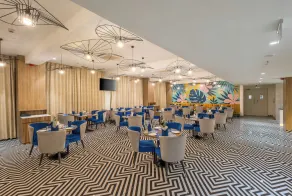 Effotel by Sayaji Navi Mumbai  - Restaurant