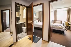 Hampton Suites Serviced Apartments - Room