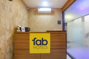 Fabhotel Royal International - Reception