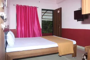 Surya Resort - Chambre