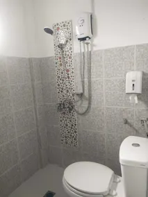 DESTINY'S PLACE HOTEL - STAY COOL THIS SUMMER! COLD ROOMS!! CHEAPEST RATE! NEAR ROBINSONs XENTRO MALL!! - Bathroom