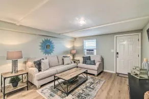 1 Mi to Seawall! Dog-Friendly Coastal Getaway - Innenbereich