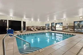 Comfort Suites University - Piscine