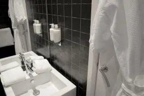 Blanch House - Bathroom