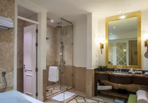Villa Rosa Kempinski - Bathroom