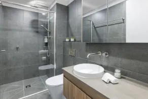 Punthill Essendon North - Bathroom