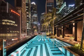 QT Singapore - Pool