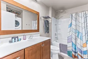 Ann Arbor City Club Apartments - Badeværelse