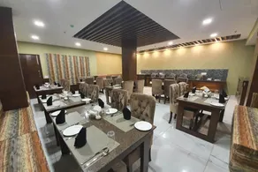 Hotel Crosswinds West - Restaurant
