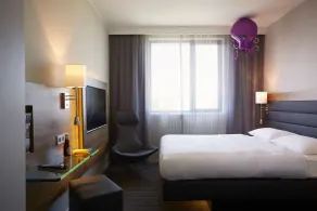 Moxy London Heathrow Airport - Chambre