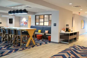 Hampton Inn Cabot - Vestíbulo