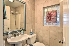 Anacortes Paradise Vacation Rental w/ Water Views! - Interiør