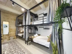 Mandera's Boutique Suites & Dorms - Habitación