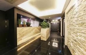 California Hotel - Lobby