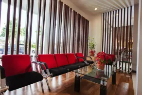 DeHome Boutique Hotel - Coin salon dans le hall