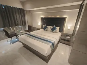 Hotel Nakshatra Residency - Room