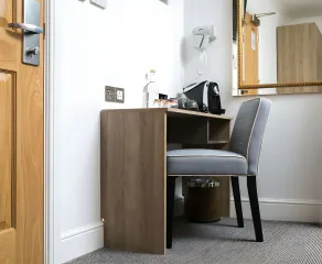 The Porchester Hotel - Chambre