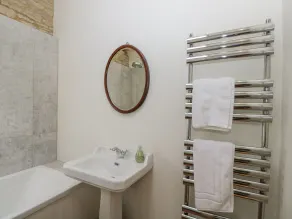 Stable Cottage - Bathroom