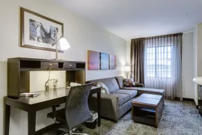 Staybridge Suites O'Fallon Chesterfield by IHG - Værelse
