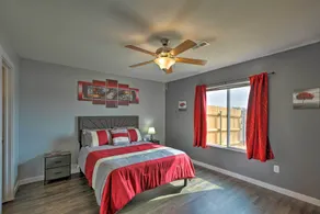 'park City on the Water' Townhome w/ Hot Tub! - Værelse