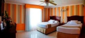 Hotel Plaza Colonial - Chambre