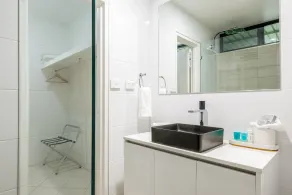 Tranquility Chill at Palm Cove - Bathroom