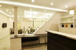 MGK Hotel - Lobby