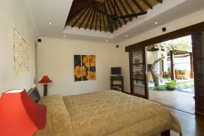 Ellora Villa - Bathroom
