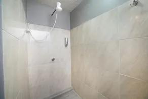 Capital O Hotel Diez - Salle de bain