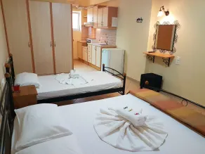 Marathon Studios & Apartments - Quarto