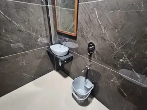Hotel Triton Sion - Near US Embassy - Hotel Near BKC - Salle de bain