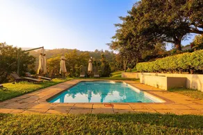 Chestnut Country Lodge - Pool