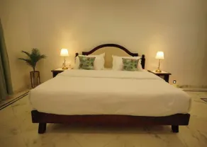 Shivrati Vilas, Himmat bagh - Zimmer