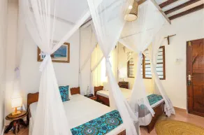 Poa Poa Bungalows - Room