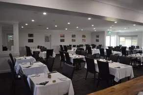 Bushman's Motor Inn - Restaurant