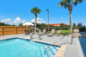 Hampton Inn & Suites Pensacola I-10 N at Univ. Town Plaza - Piscine