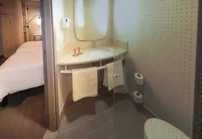 ibis Juazeiro do Norte - Bathroom