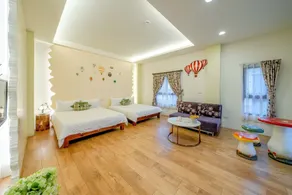Aurora Castle - Room