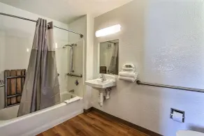 Motel 6 – San Jose, CA - South - Badeværelse