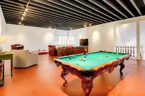 10 Mi to Mt Snow! Grand Estate Built to Entertain - Interiør