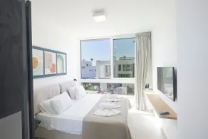 New 5 Bedroom Villa With Pool in the Center of Ayia Napa l Kube Villa 4 - Rom