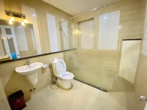 Minh Nhu Hotel - Bathroom