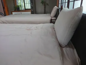 Unjunuya - Zimmer