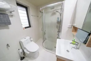 Tyms 1BR 1BA Apartment in Gubei  - Badezimmer