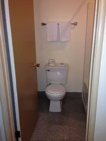 National 9 Inn - Placerville - Bathroom