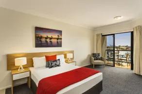 MainStay Suites Townsville - Room