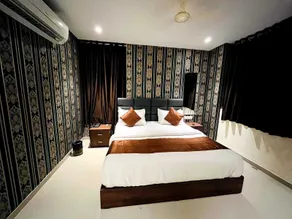 HOTEL SUNRISE CAVE - Rum