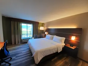 Holiday Inn Express Trincity by IHG - Room